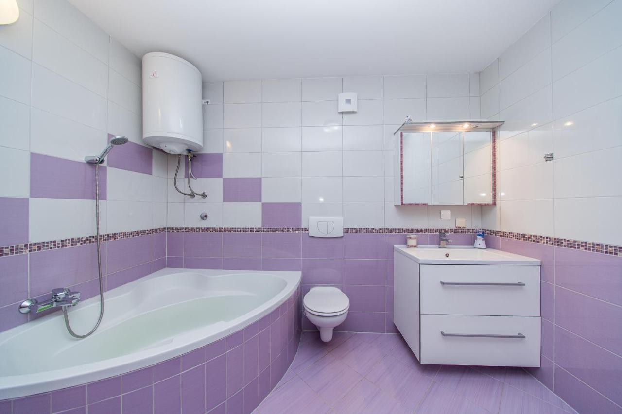 Apartment Luni ロクヴァ・ロゴズニツァ エクステリア 写真