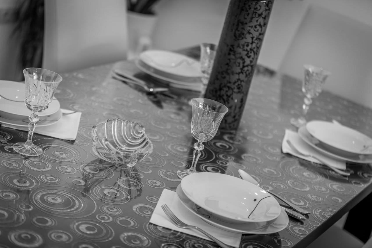 Apartment Luni ロクヴァ・ロゴズニツァ エクステリア 写真