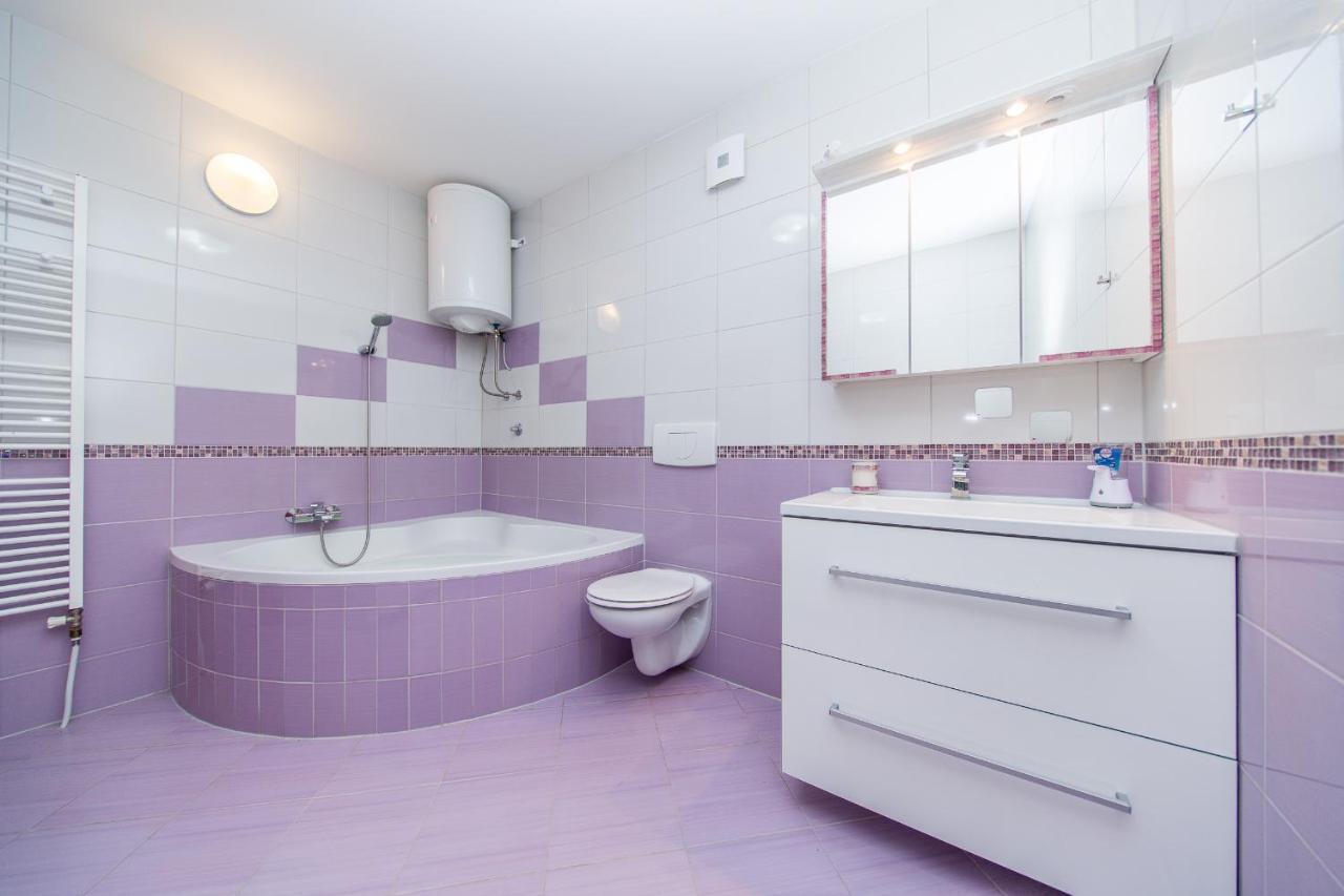 Apartment Luni ロクヴァ・ロゴズニツァ エクステリア 写真