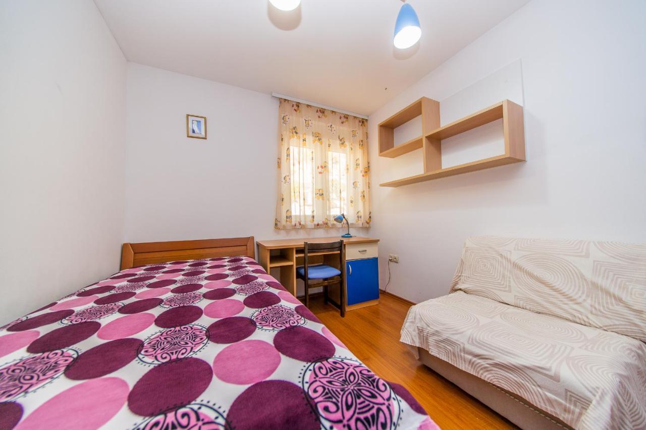 Apartment Luni ロクヴァ・ロゴズニツァ エクステリア 写真